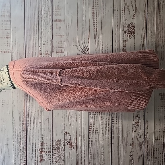 Free People v neck shaggy knit sweater - Picture 5 of 10